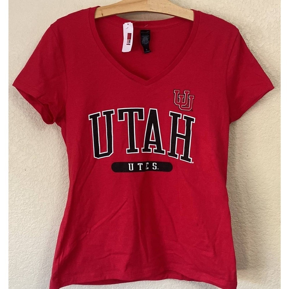 University of Utah Utes Womens V-Neck T-Shirt Red‎ Short Sleeve NCAA Fan Gear S